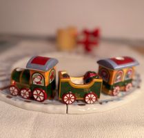 Villeroy & Boch Weihnachtsdeko Zug mit Gleisen Top Zustand