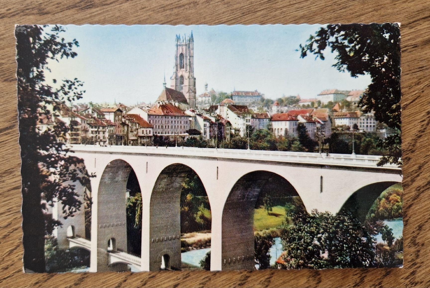 Cartoline postali: Fribourg – Usato da Ebikon venduto da Donar50
