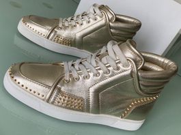CHRISTIAN LOUBOUTIN Louis Spikes Leder Sneakers 42 NEUE