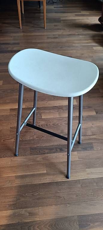 Hocker: IKEA Barhocker "SUNE" – Gebraucht aus Seltisberg von mar_zvk7