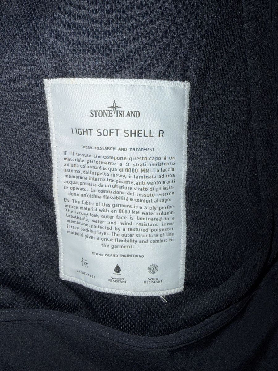 Stone Island Giacche: Stone Island Soft Shell-R Jacke, Dunkelblau, Grösse M – Nuovo (secondo la descrizione) da Meggen venduto da strawberryfield 5