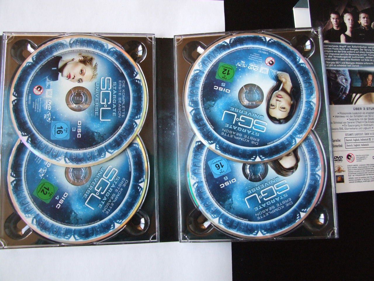 Alle DVDs: STARGATE SGU UNIVERSE – Neu (gemäss Beschreibung) aus Zwingen von  4