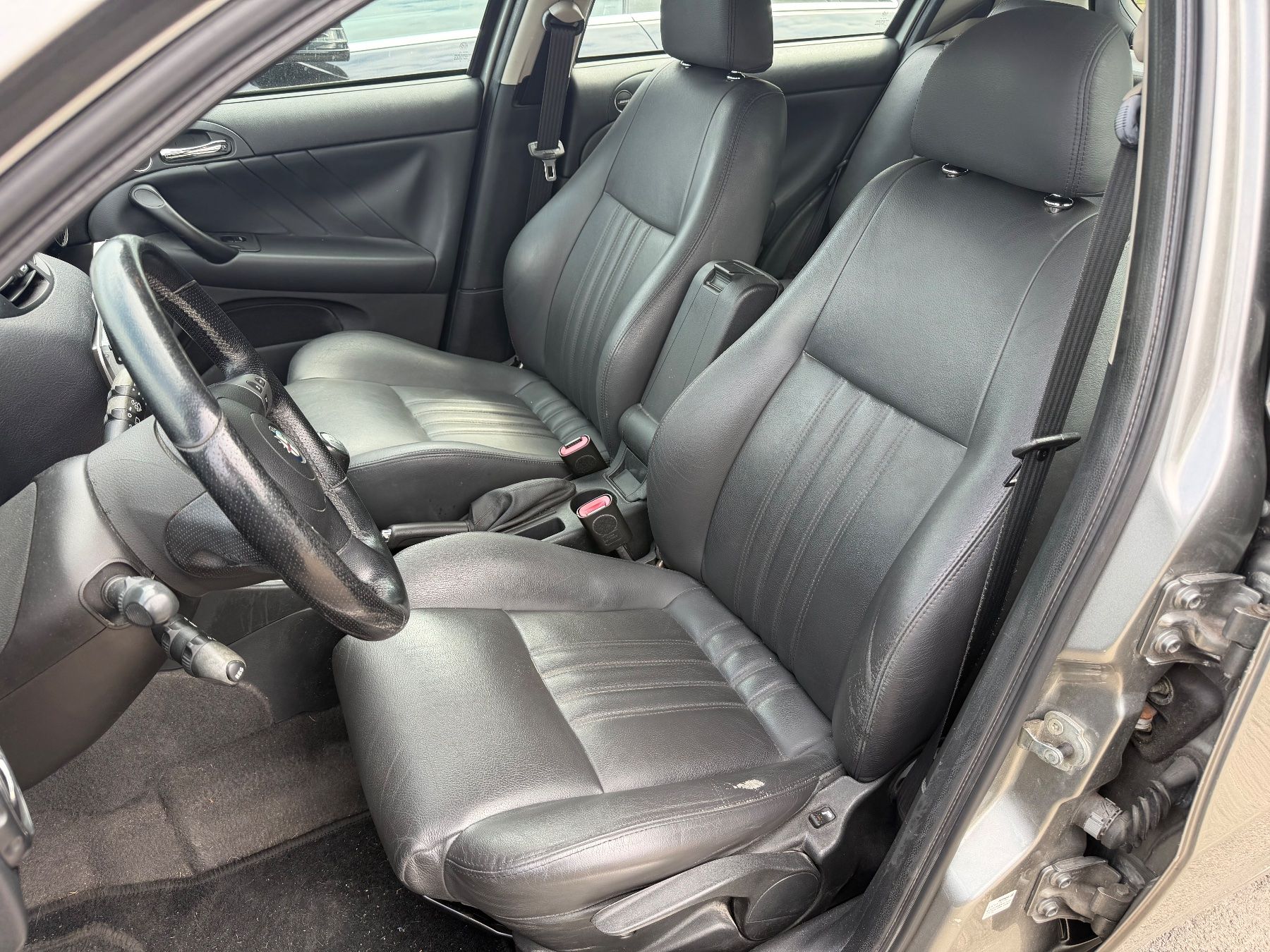 Alfa Romeo Autos: Alfa Romeo 147 2.0l 16V TS – Gebraucht aus Frauenkappelen von Egger-Ernst 4