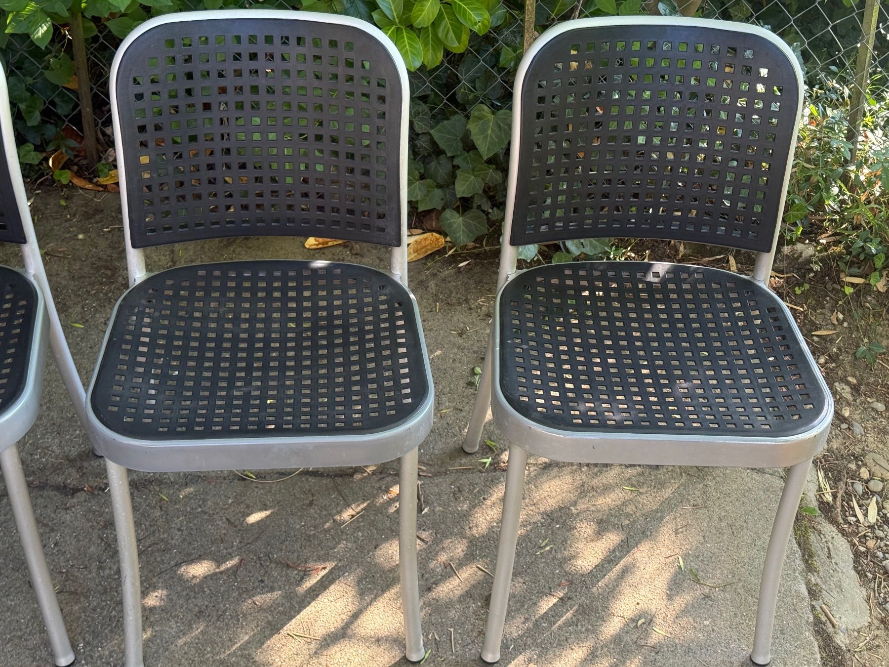 Chaises: De Padova Silver Chair // 4er Set – D'occasion à Schinznach-Dorf par mix 3