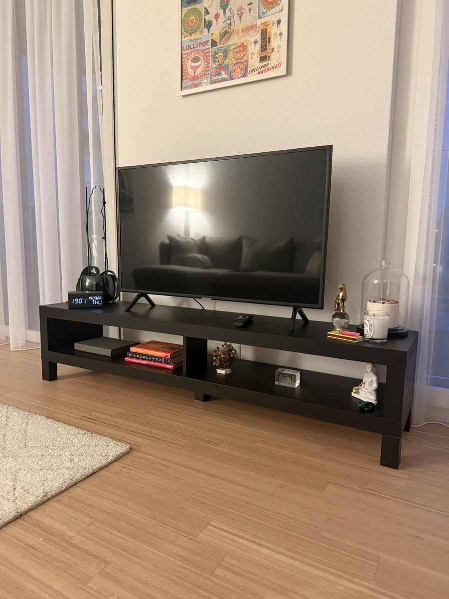 Ikea Mobili TV: Ikea TV stand 160x35x36 – Nuovo (secondo la descrizione) da Zürich venduto da llor.dell 2