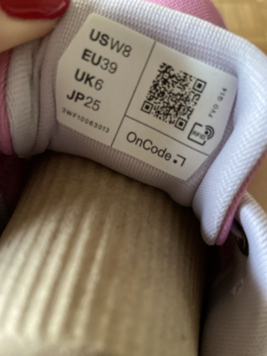 On Scarpe da donna: On Cloud 6 Rasberry New NEU – Nuovo e nell'imballaggio originale da Basel venduto da vla_6zt2 3