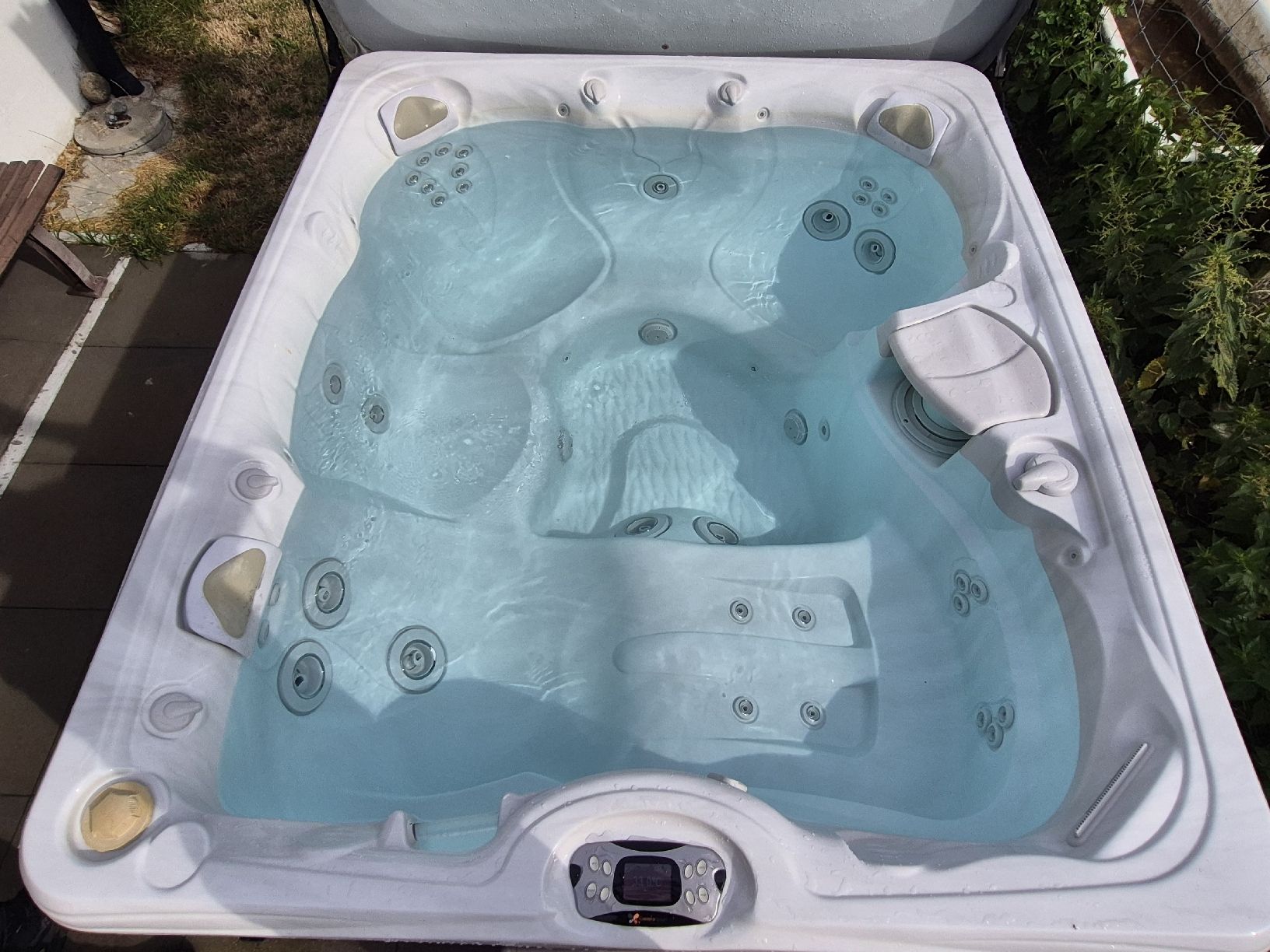 Whirlpool: Whirlpool, Spa, Jacuzzy Caldera Martinique – Usato da Schnottwil venduto da 02Marc 2