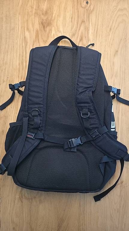 Rucksäcke: Supreme Rucksack – Gebraucht aus St. Gallen von chrispbacon00 1