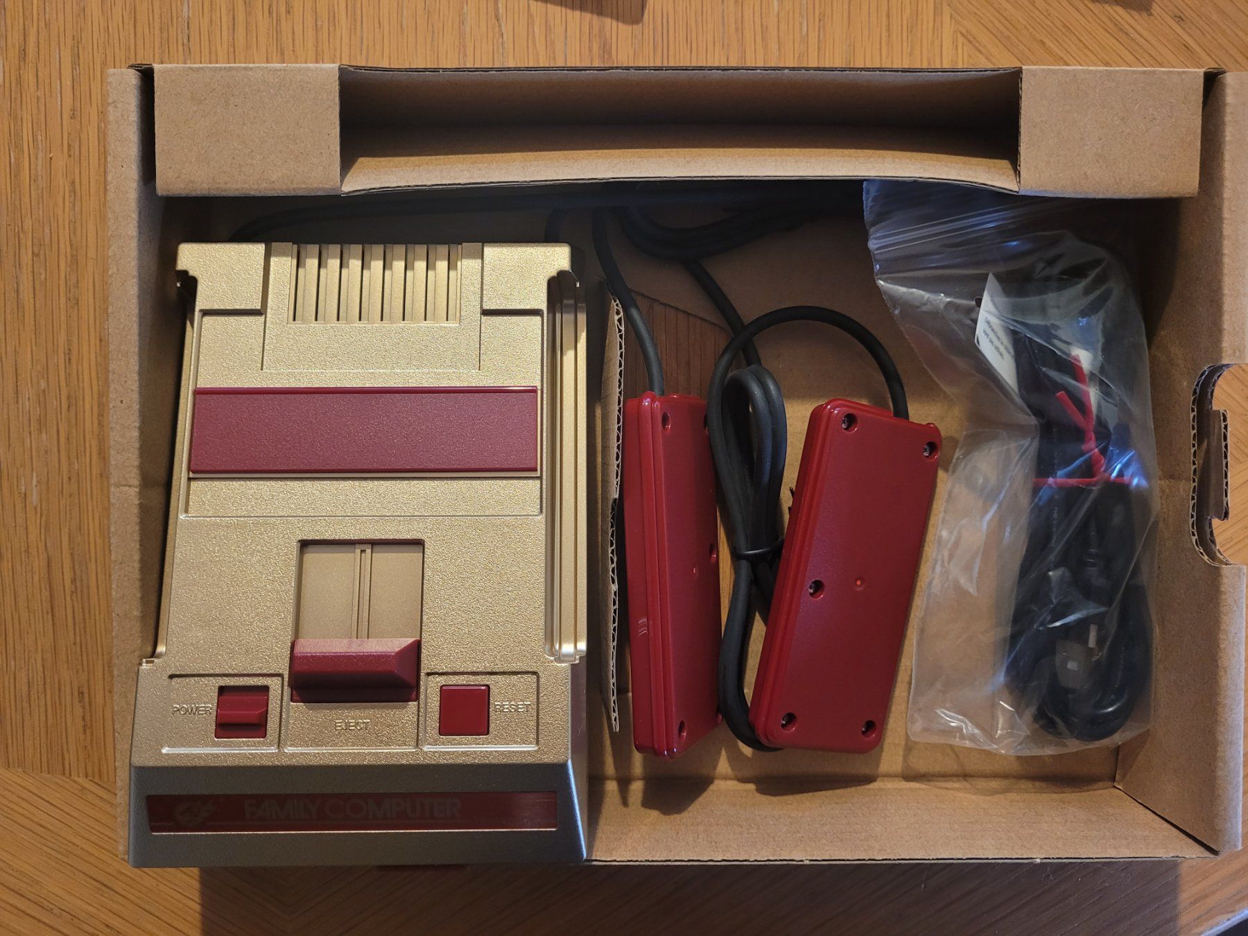 Nintendo Konsolen: Famicom Mini Shounen Jump Edition OVP Japan – Gebraucht aus Münchenstein von danytlaw 7