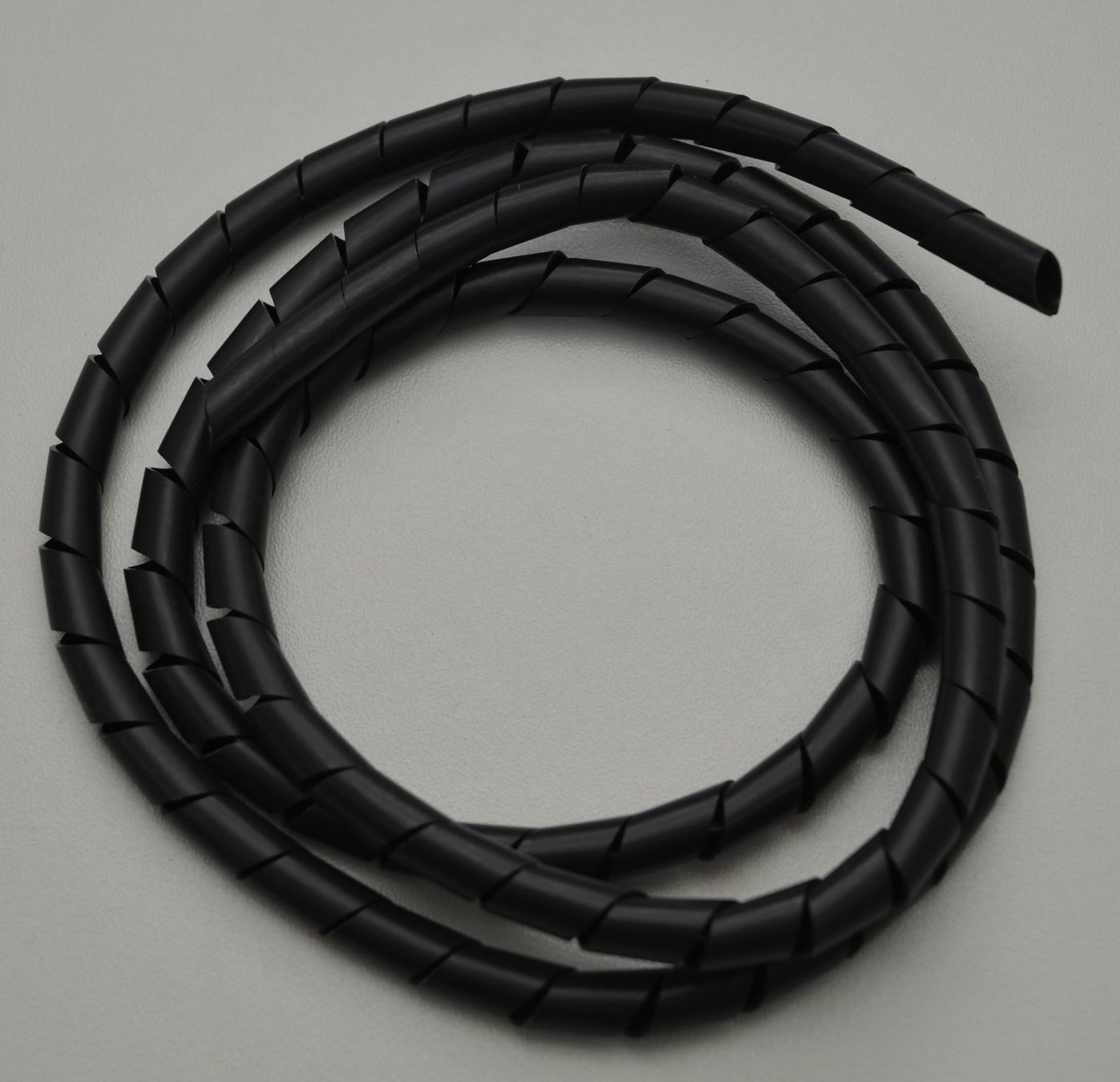 Modellismo RC: Spiroschlauch 8mm Schwarz 1Meter – Nuovo e nell'imballaggio originale da Rüti venduto da MSRCModelle 1