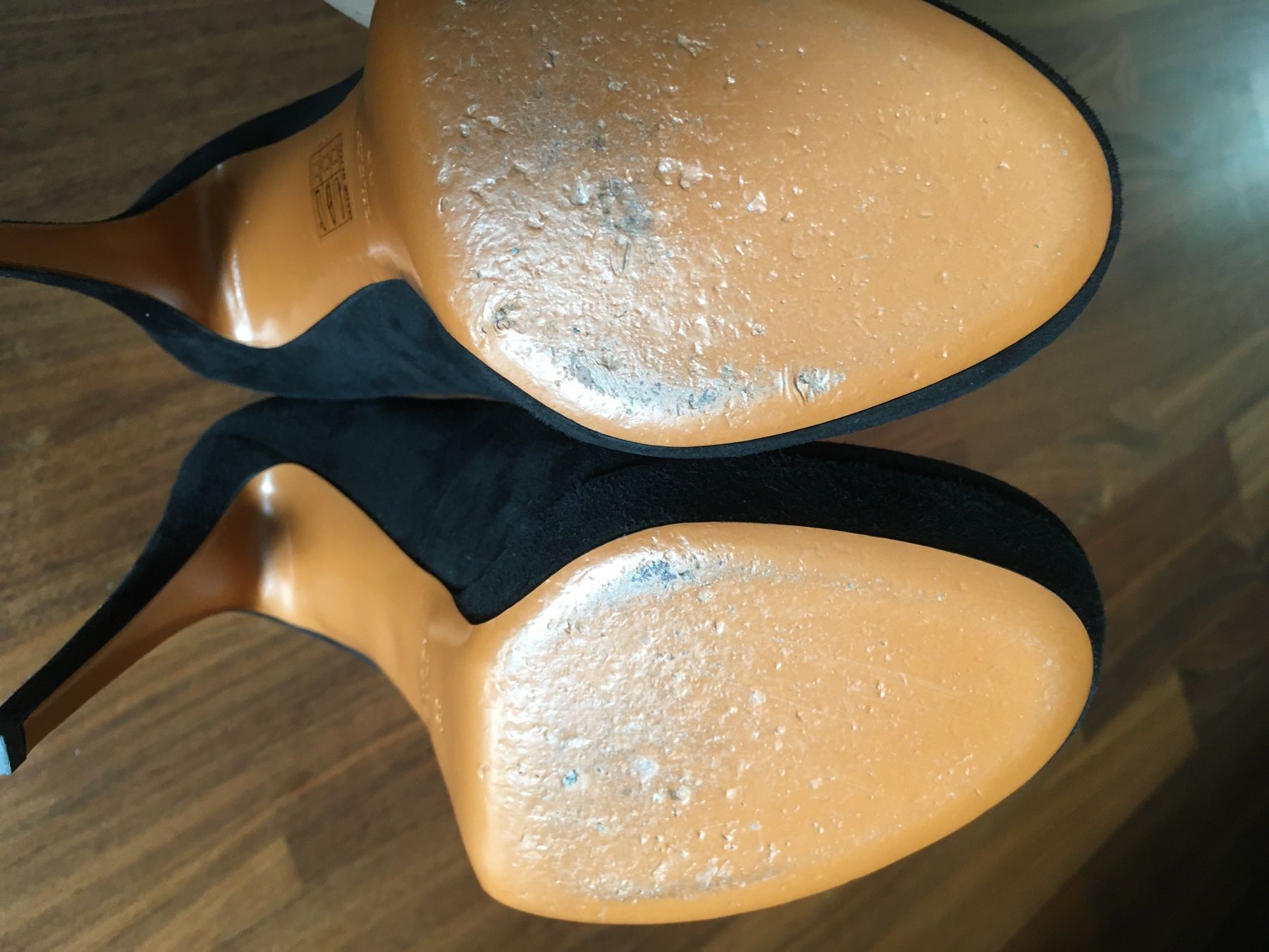 Gucci Damenschuhe: Gucci Pumps Leder Gr. 39 – Gebraucht aus Windisch von Lyudmila01 7