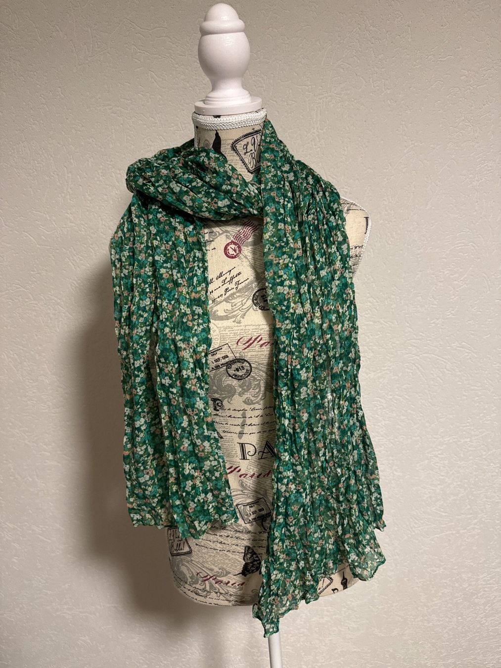 Foulards, Tücher & Schals: 4 Tolle Schals für den Herbst oder Frühling – Gebraucht aus Meyriez von muriS 7