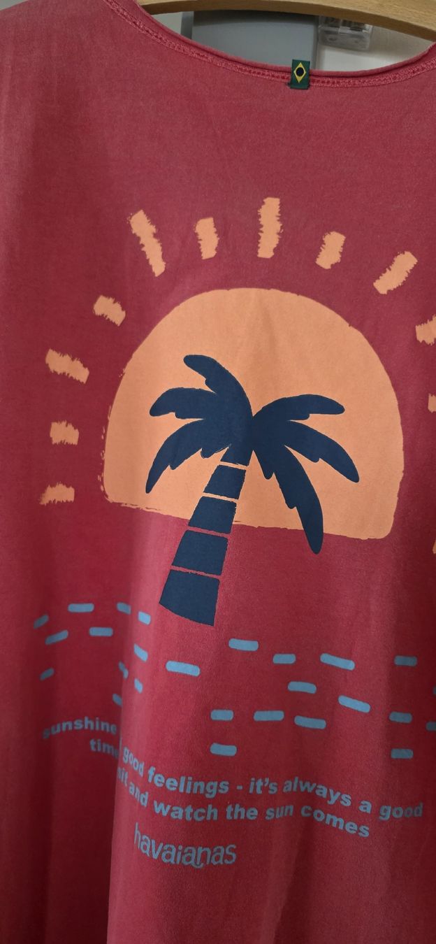 T-shirt: Tshirt Havaianas Taille L Rouge – Usato da Yverdon-les-Bains venduto da van_dq65 5