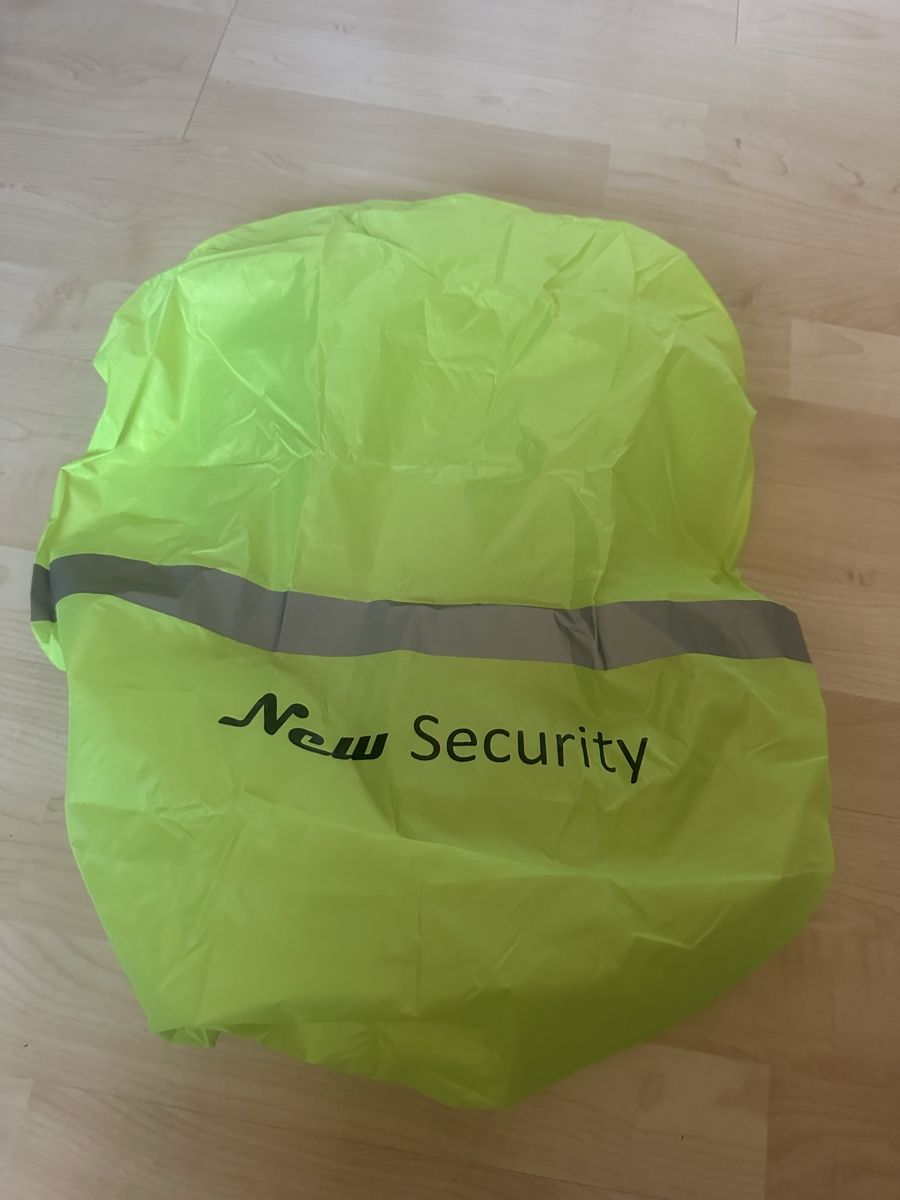 Zaini: Laptop Rucksack / Tasche mit Regenschutz – Nuovo e nell'imballaggio originale da Root venduto da NaBr76 3