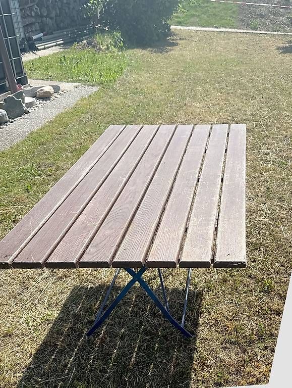 Tavoli: Gartentisch massiv Holz – Usato da Finsterhennen venduto da ursikiener64