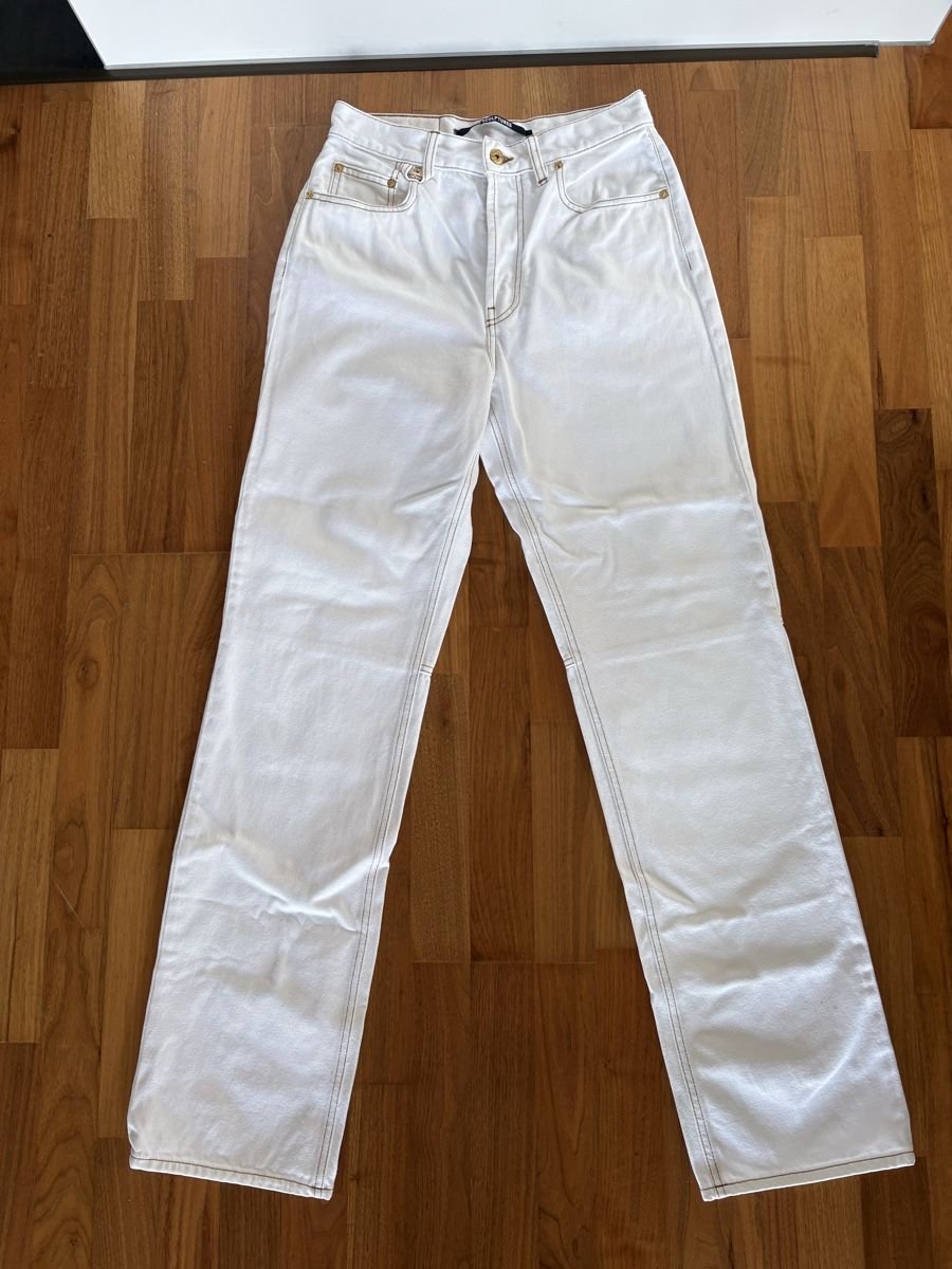 Jacquemus Jeans: Original JACQUEMUS Jeans - Les Sculptures - Gr.28 – D'occasion à Salenstein par Stella0805