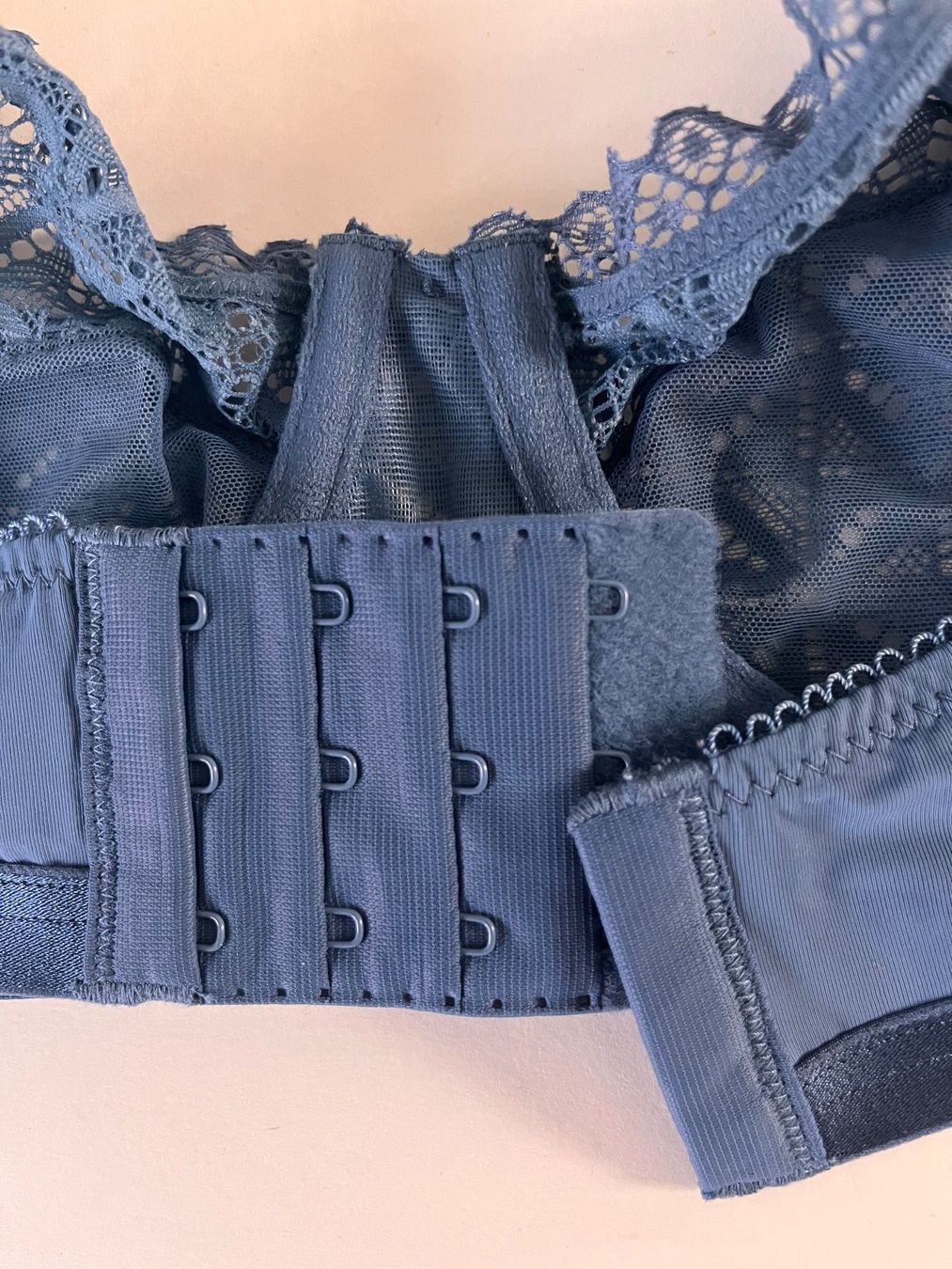 Dim Altra biancheria intima: DIM, Bügel-BH LOVABLE, Grösse 80B, Farbe Blau – Nuovo e nell'imballaggio originale da Rudolfstetten venduto da gst_g7xl 7