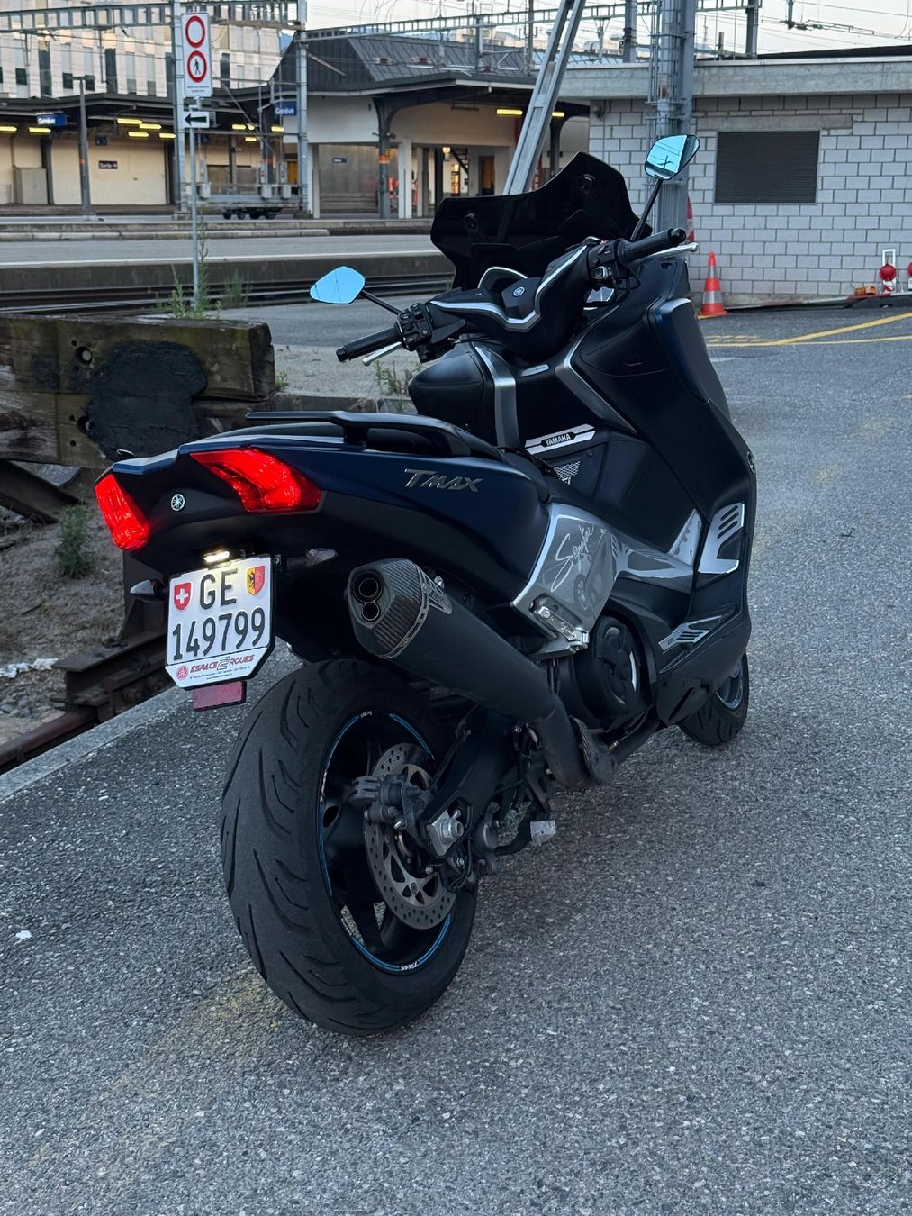 Yamaha Scooters: Yamaha TMAX 530 DX – Gebraucht aus Thônex von rez_rp7z 4
