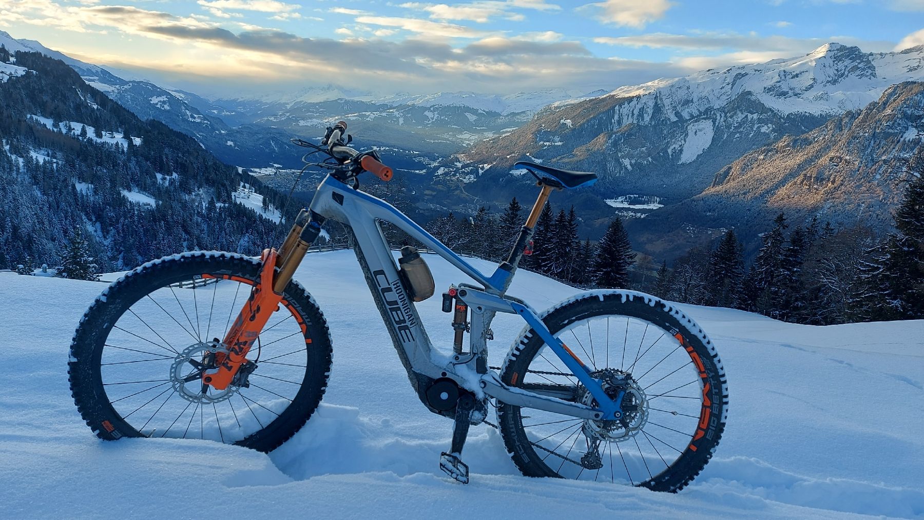 Cube Vélos: E-MTB Cube Stereo Hybrid 160  – D'occasion à Felsberg par germi2000