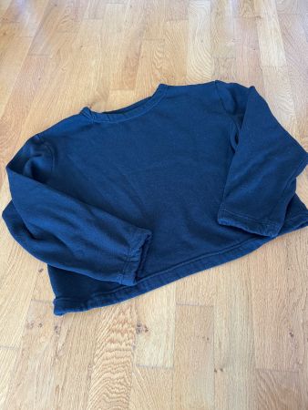 Schwarzer Cropped Pullover – Grösse S