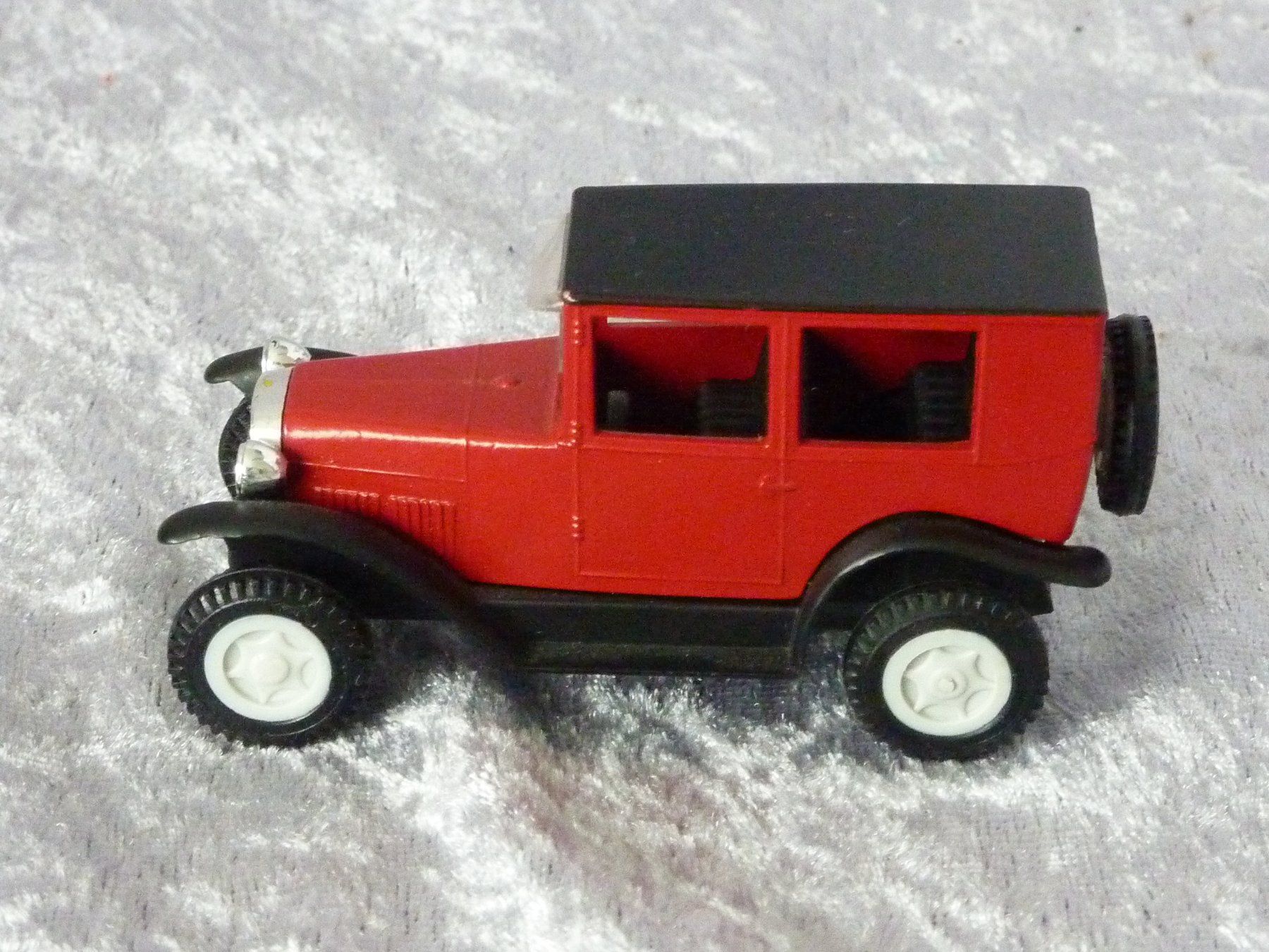 Opel Modellini d'auto: Opel Laubfrosch  1:43 – Usato da Dürrenäsch venduto da modellautos4you 1