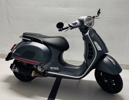 Vespa GTS 300 Super Sport - sehr gepflegt