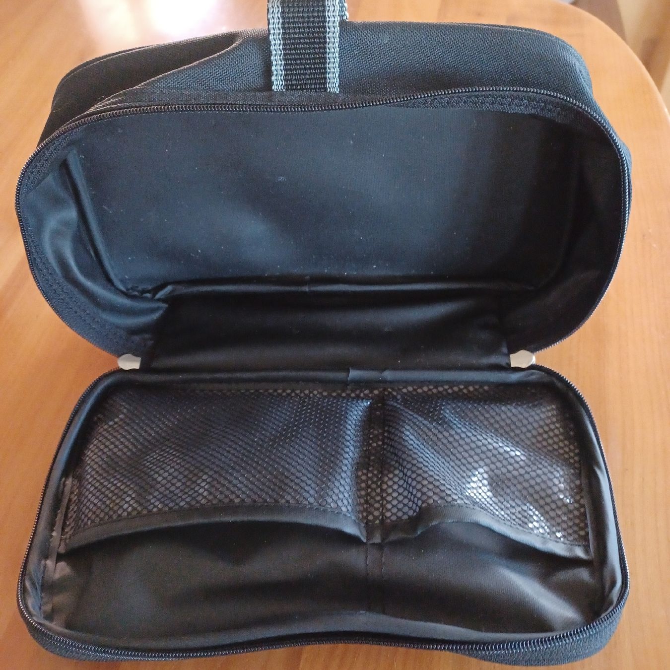 Samsonite Custodie per cosmetici: Herren Necessaire  schwarz von Samsonite – Usato da Waldkirch venduto da Fantasia-101 1
