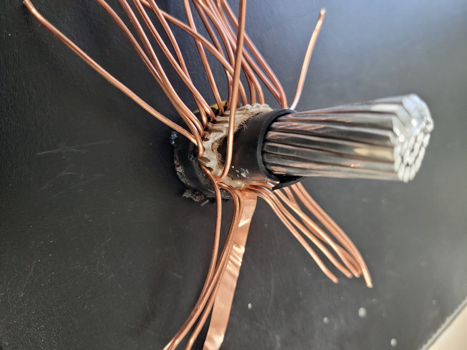 Kabel: Erdkabel – Neu (gemäss Beschreibung) aus Muhen von SWMuhen 1