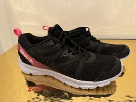 Reebok Sportschuhe Gr. 40.5