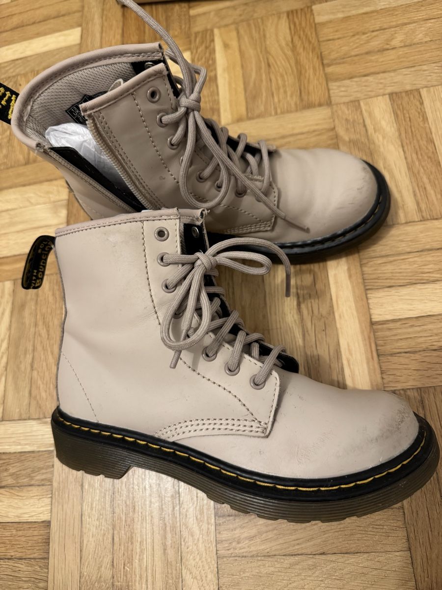 Dr. Martens Scarpe per ragazze: Dr Martens 32 – Usato da Lugano venduto da las_7dyg