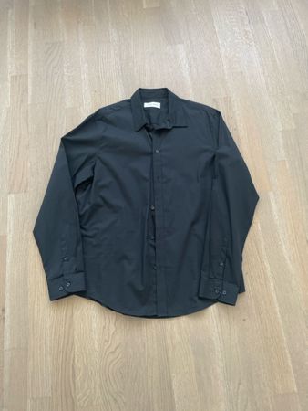 Schickes Herrenhemd von Pier One, Grösse XL, Schwarz!