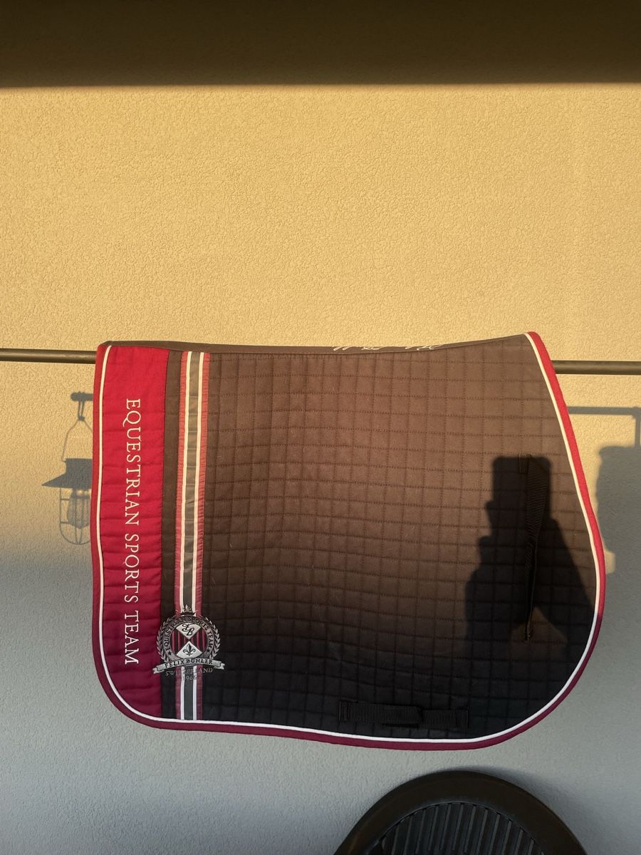 Felix Bühler Coperte: Tapis de selle Felix Bühler – Nuovo (secondo la descrizione) da Bulle venduto da cleo.ansermet