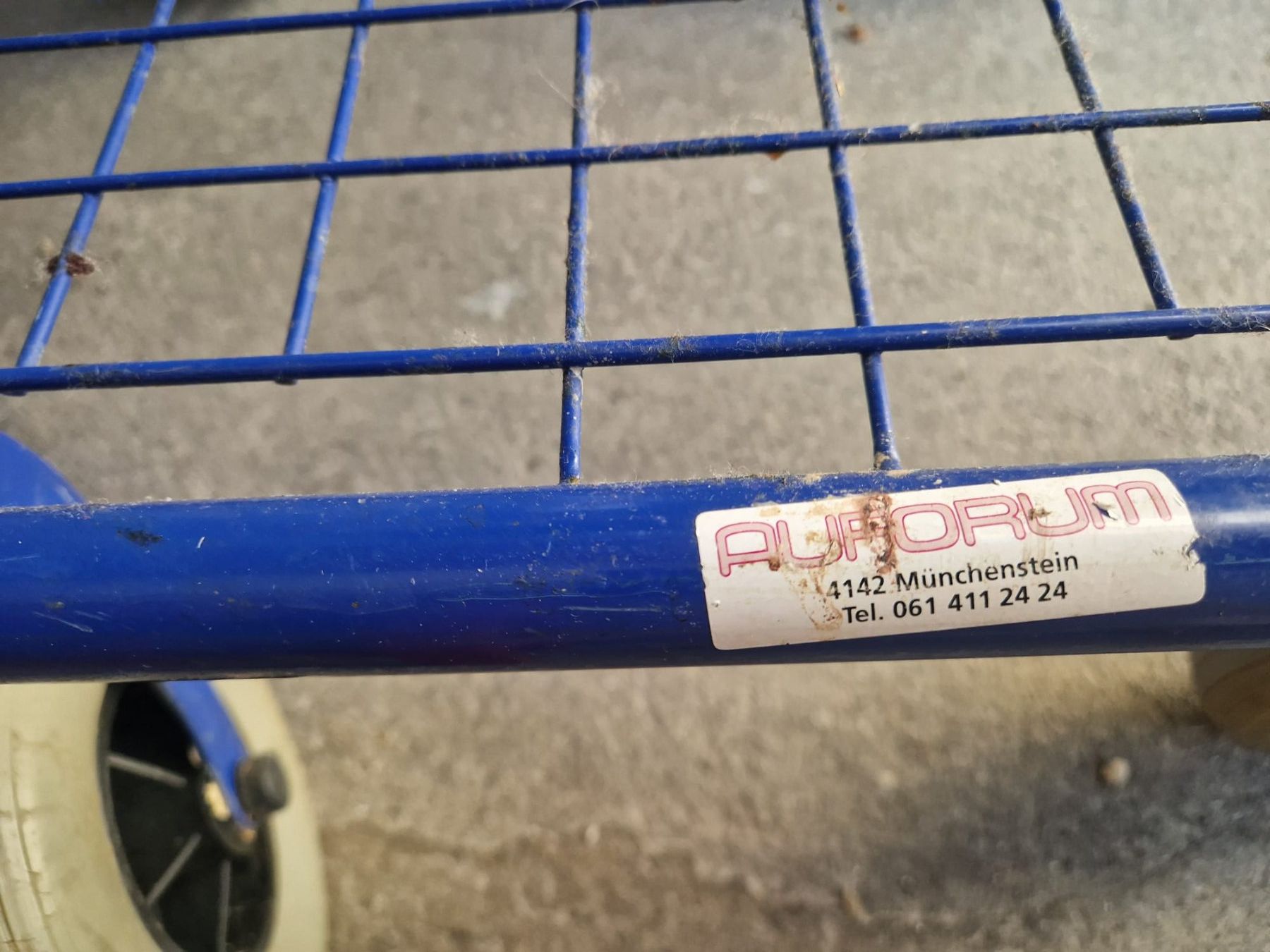 Ausili per la deambulazione: Rollator – Usato da Lindau venduto da Scuol2 2