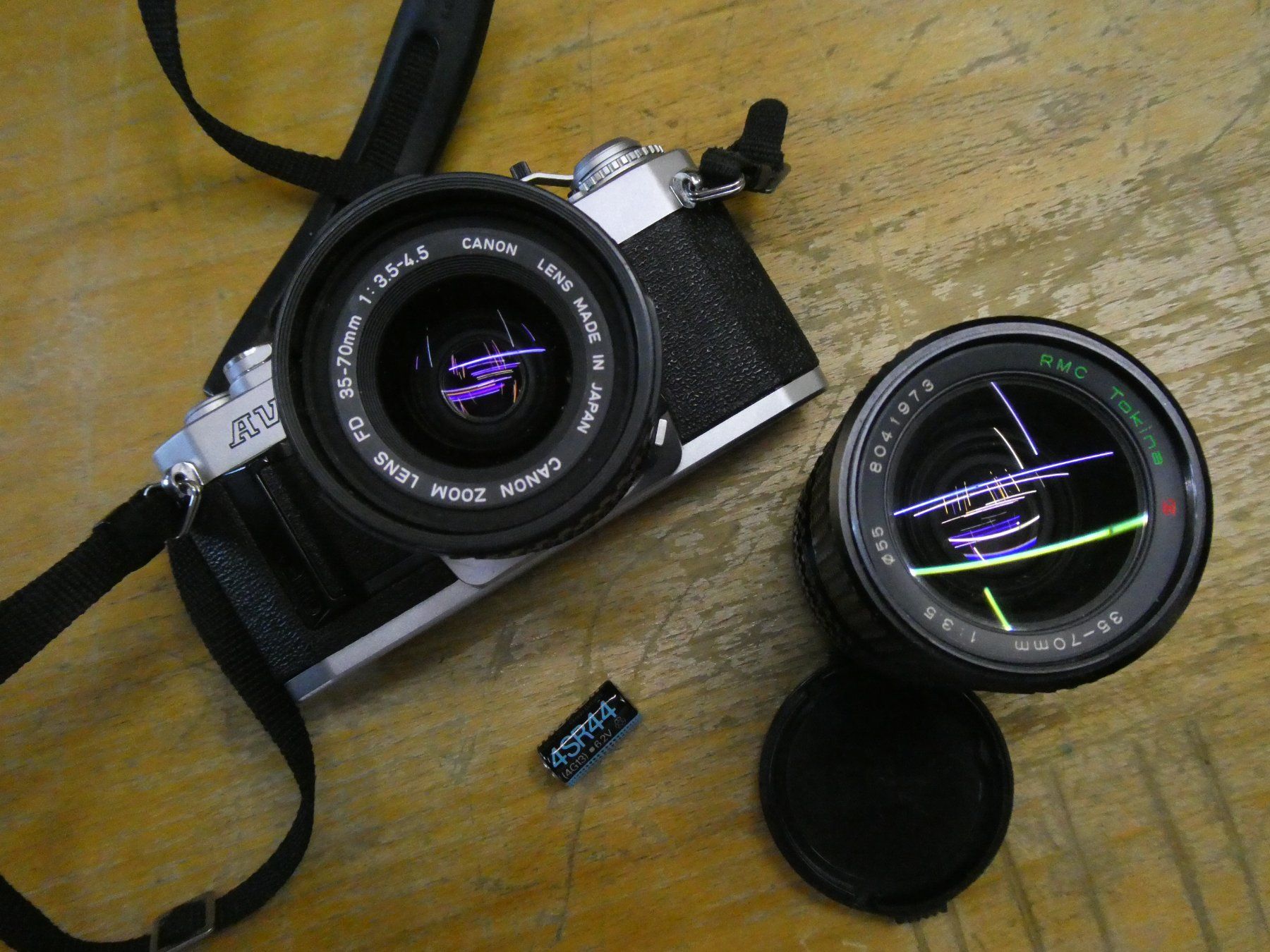 Canon Kamera: Canon AV-1 argentique vintage, 2 objectifs – Gebraucht aus Etagnières von emmaus.electro 3