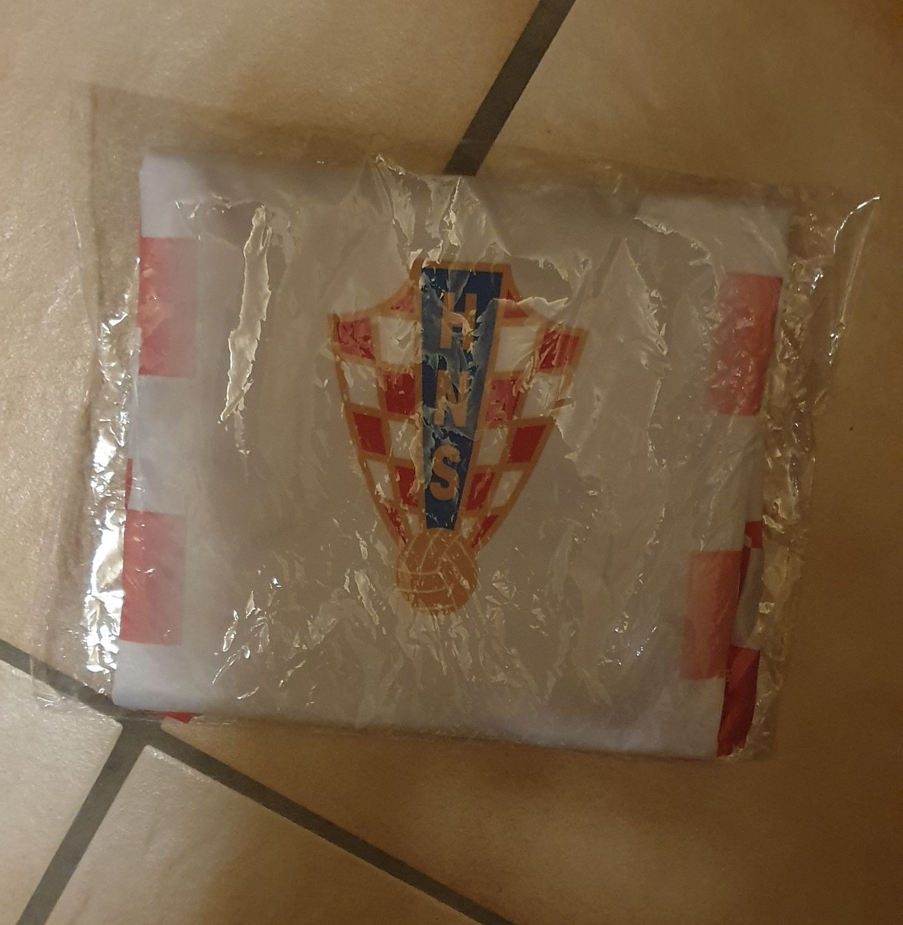 Canottiere & Pantaloni: Croatia supporter Trikt Size L – Nuovo e nell'imballaggio originale da Erde venduto da zakleblanc 2