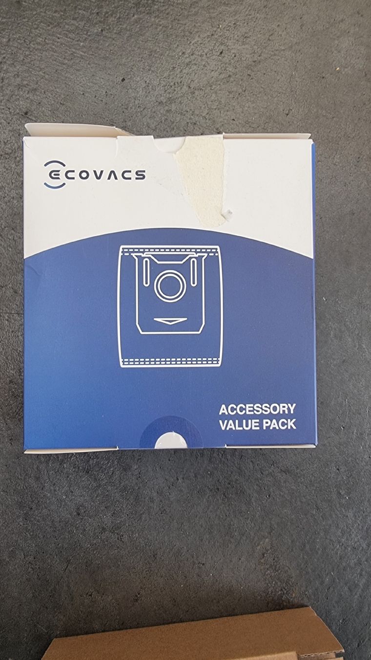 Ecovacs Aspirapolveri & Accessori: Deebot Absaugstation+Zubehör – Usato da Gutenswil venduto da R7ccardo 4