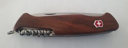 Schweizer Victorinox RANGER WOOD 55 mit Logo