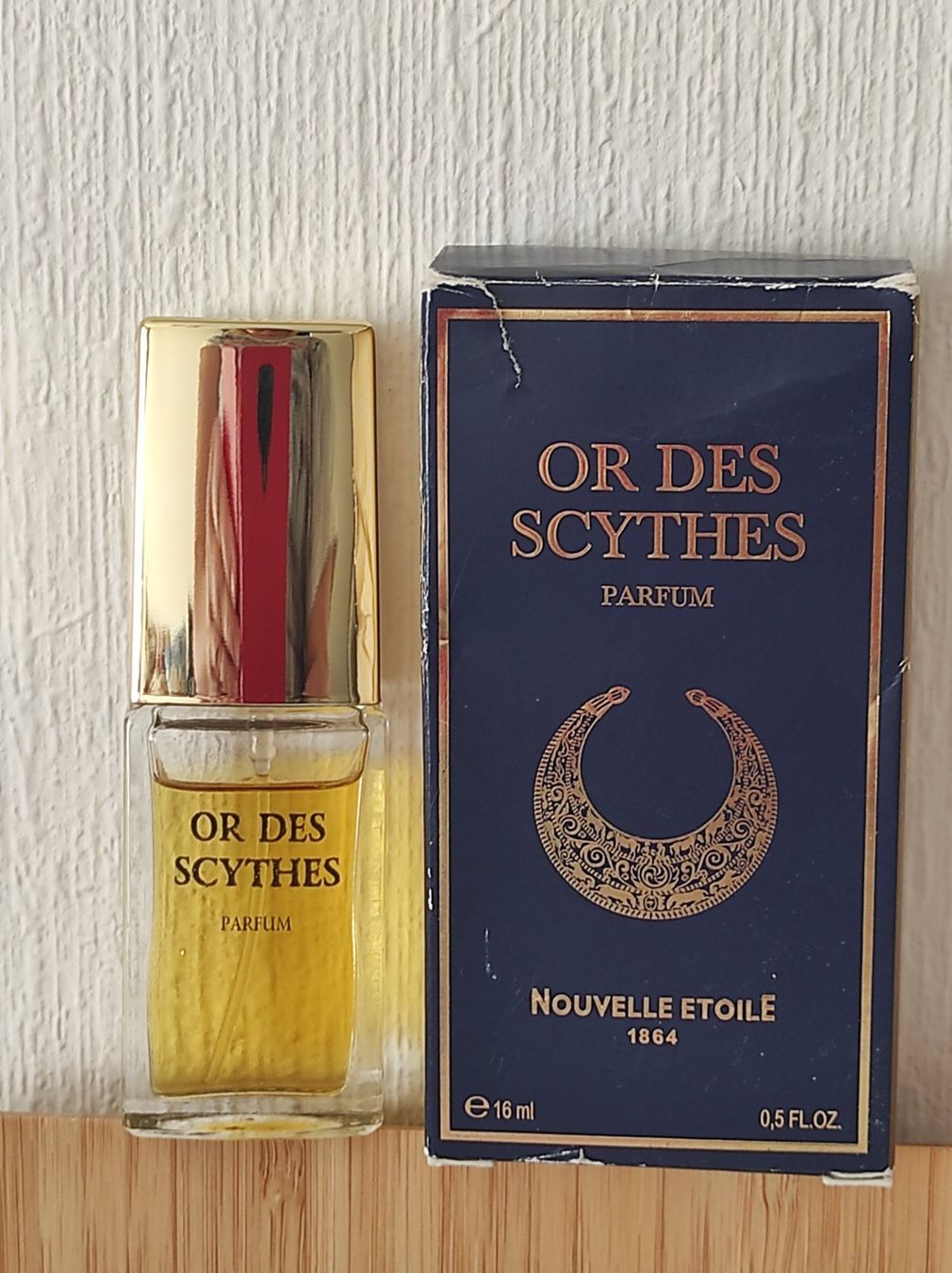 Profumi & Eau de Toilette: Parfum Or des Scythes 14 ml – Usato da Renens VD venduto da cla_7zv5