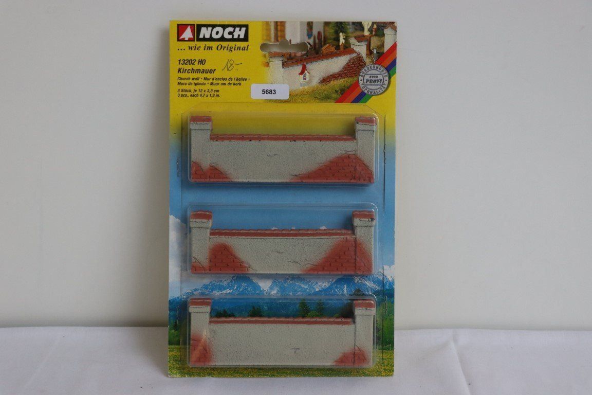 Modelleisenbahnen: NOCH-Kirchmauern (5683-5684) – Neu und originalverpackt aus Bäriswil BE von WWYN-Liquidationen