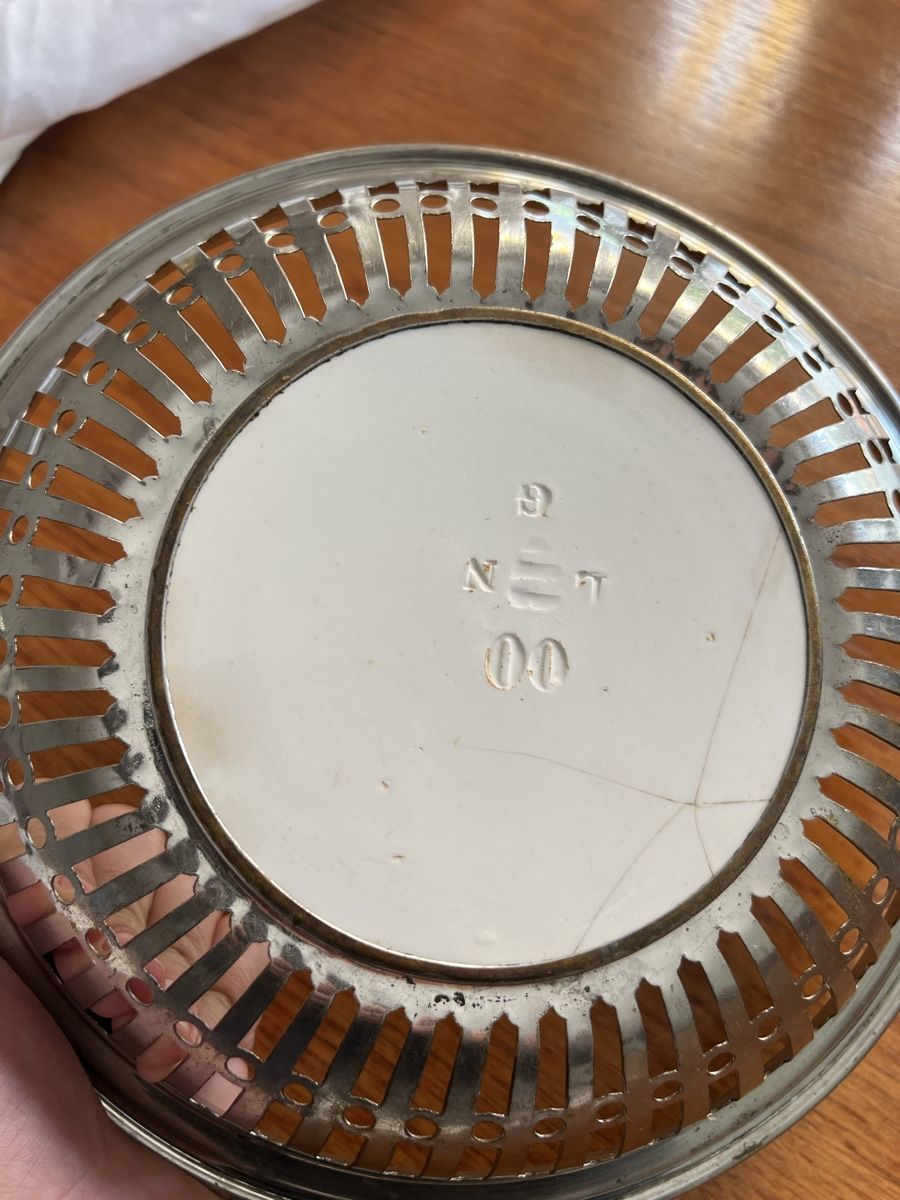 Ciotole: Antique bread basket  – Usato da Zürich venduto da Zurich_TimeCapsule 2