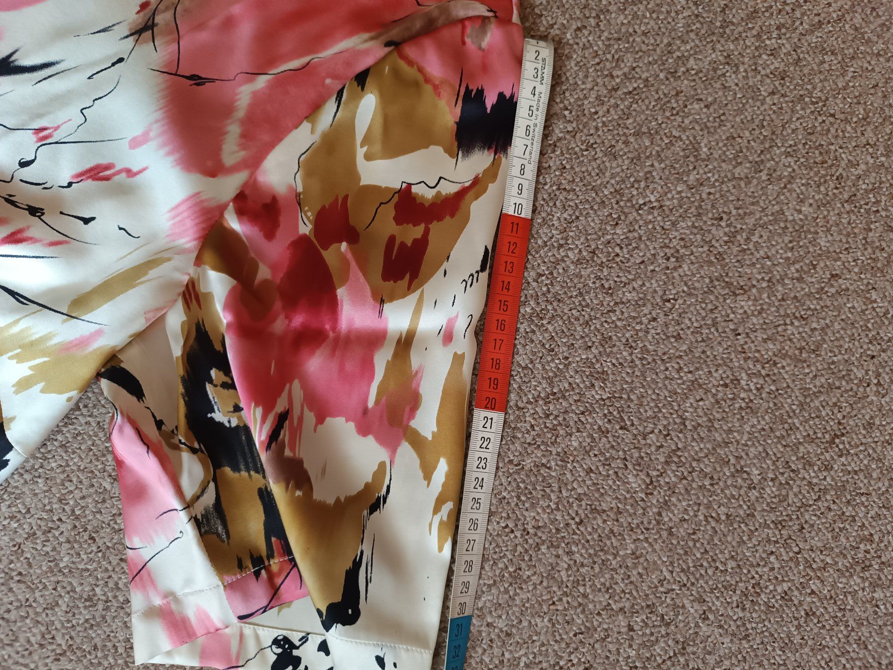 Tops: Seiden-Top beige rot braun – Neu (gemäss Beschreibung) aus Horn von sonjamenzi 4