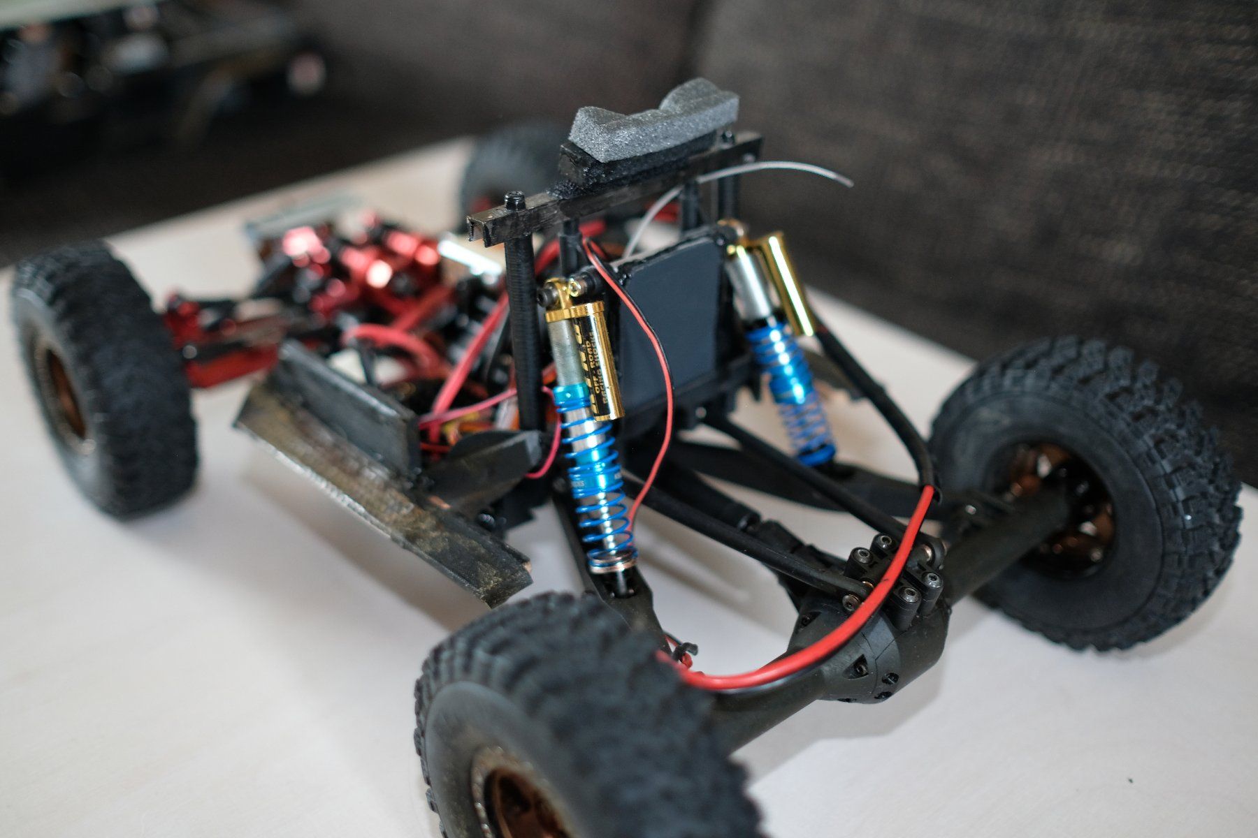 Modellismo RC: Crawler Vaterra Twin Hammer – Usato da Zürich venduto da Tenos 8