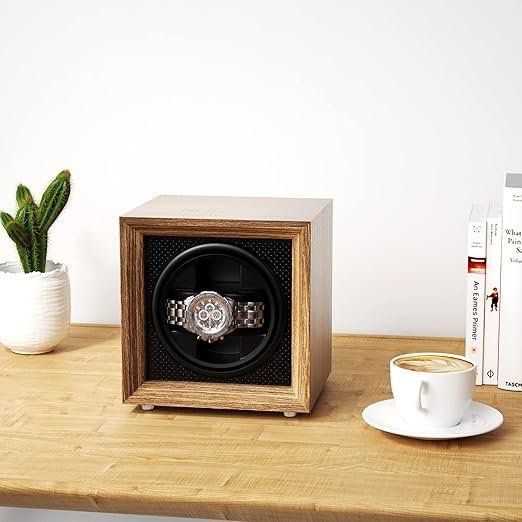 Remontoirs pour montres: Automatischer Uhrenbeweger USB laden Memory Schaumstoff – Neuf avec emballage d'origine à Basel par EchoPeak 3