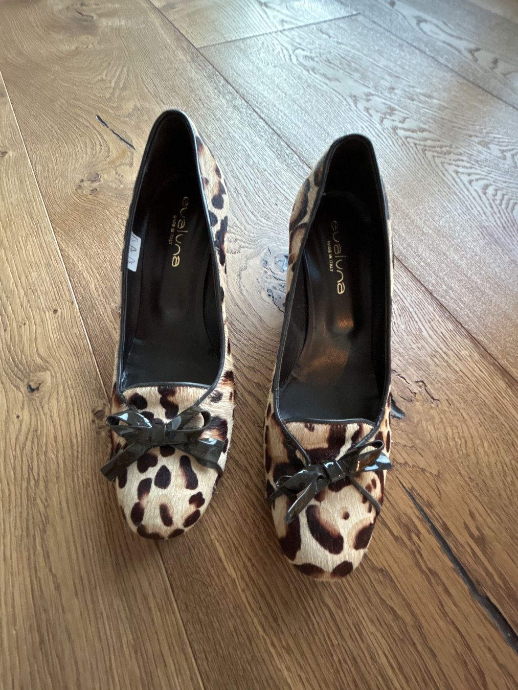 Scarpe da donna: Damenschuhe – Usato da Uetikon am See venduto da Corsano