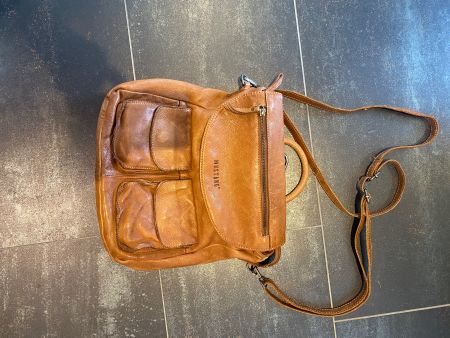 Mustang Rucksack  und Tasche Leder