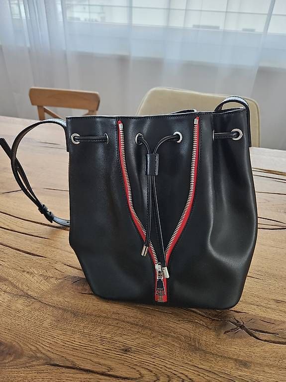 Borse da donna: Beuteltasche schwarz Hugo – Usato da Neuenkirch venduto da Unicorn3759