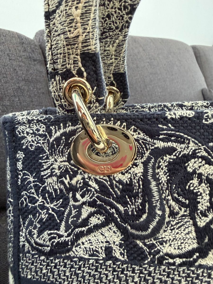 Dior Sacs femmes: Borsa Dior – D'occasion à Riva San Vitale par kej_6hj6 6