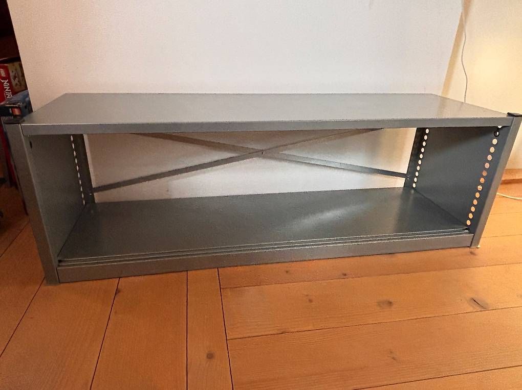 TV Möbel: Lowboard, original Unima Sonderanfertigung – Gebraucht aus Herisau von Designreich