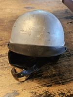 Oldtimer Motorradhelm von Oma