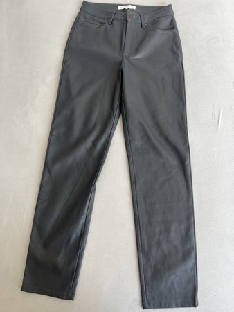 Damen Hose Yaya Kunstleder grau Grösse 36 guter Zustand